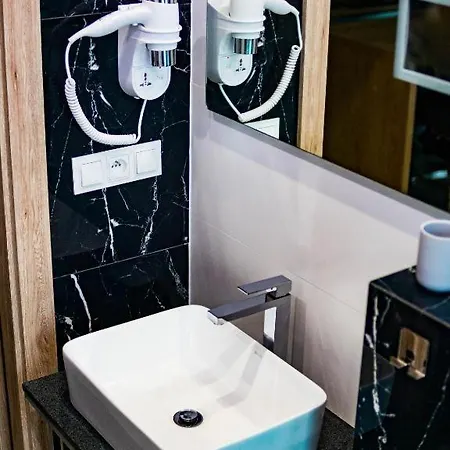 Cobalt 公寓式酒店