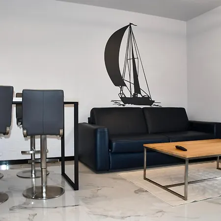 Cobalt Aparthotel 3*